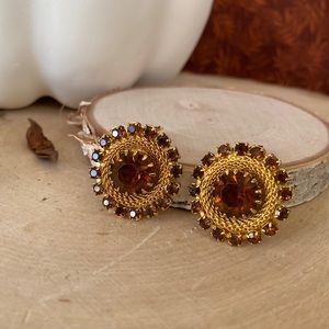 VTG- Prong Set Golden Topaz Button Style Silesian Wire Clip Backs - ‘60s Hobe
